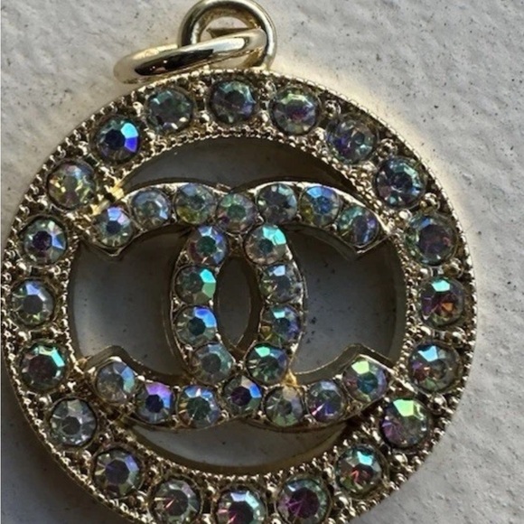 Chanel Stamped Gold Iridescent Crystal Pendant Zipper Pull - Picture 2 of 4